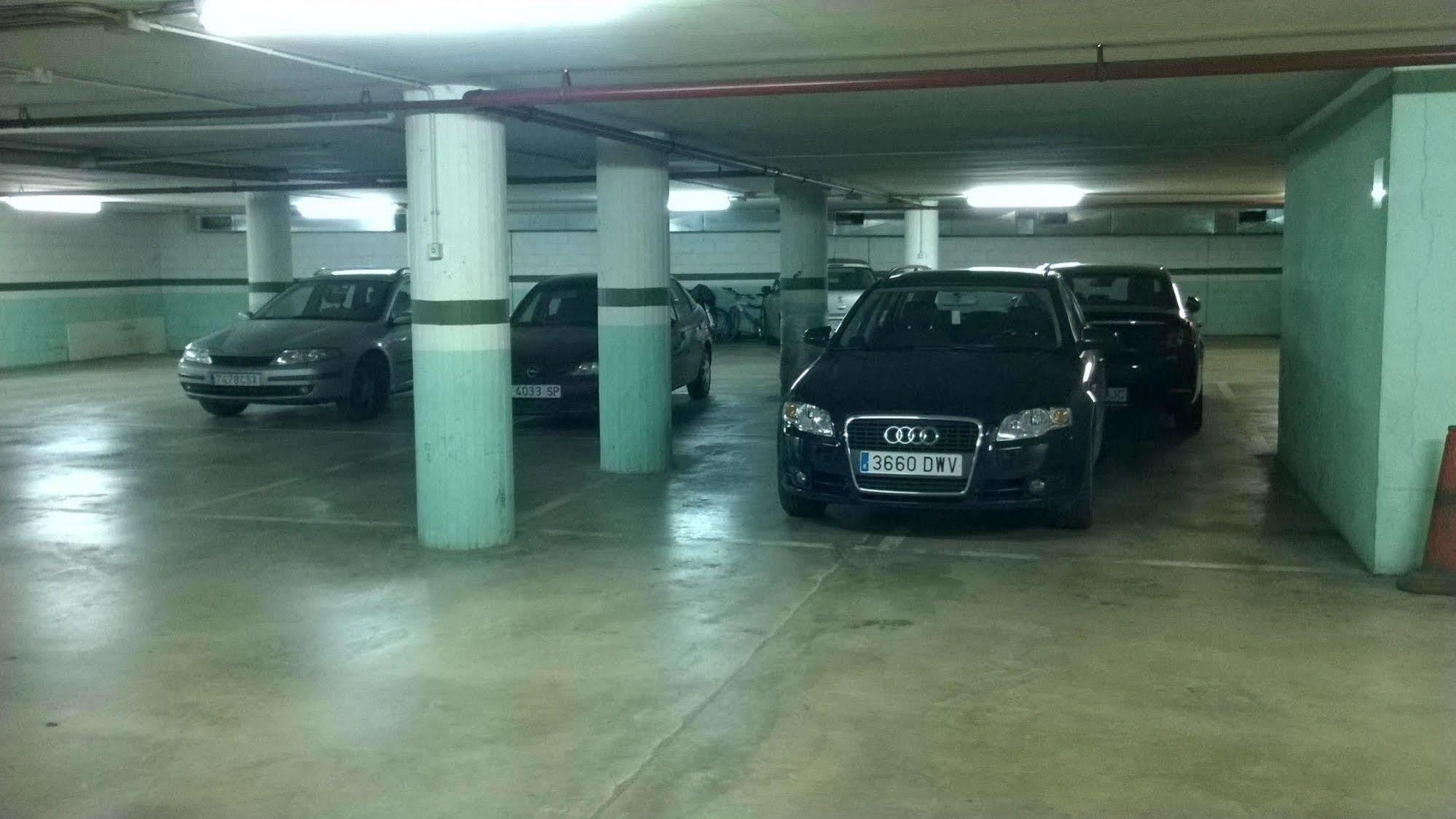 Hotel Montmelo Bagian luar foto